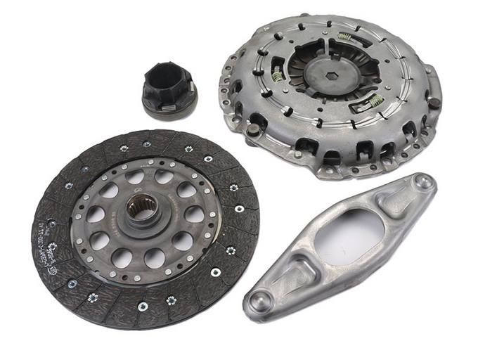 BMW Clutch Kit (4 Piece) 21207625149 - Luk 624318300